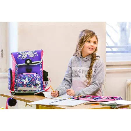 BAAGL SET 5 Motýl: aktovka, penál, sáček, box, desky