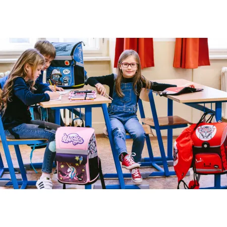 BAAGL SET 7 Kočka: aktovka, penál, sáček, desky, box, zástěra, kapsář