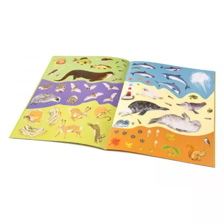 JEŽCI, UŠÁCI a další chlupáči – Kniha samolepek