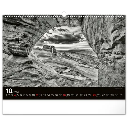 NOTIQUE Nástěnný kalendář Snová krajina 2026, 48 x 33 cm