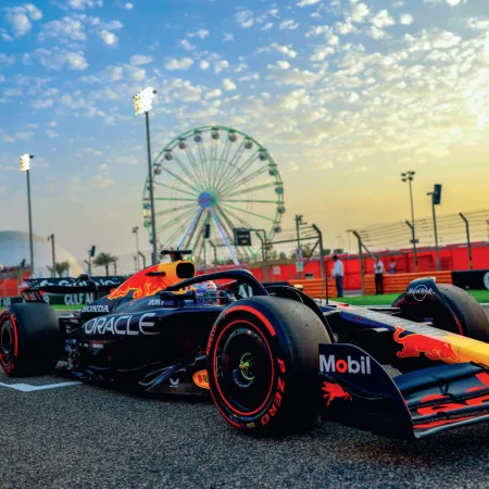 NOTIQUE Poznámkový kalendář Formule – Jiří Křenek 2026, 30 x 30 cm