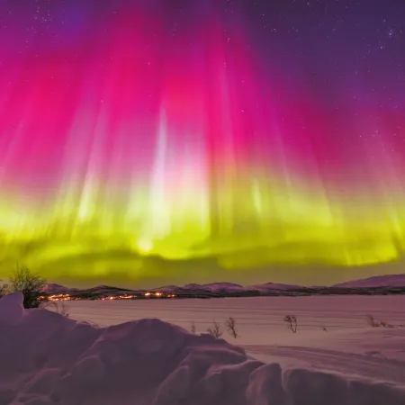 NOTIQUE Poznámkový kalendář Polární záře 2026, 30 x 30 cm