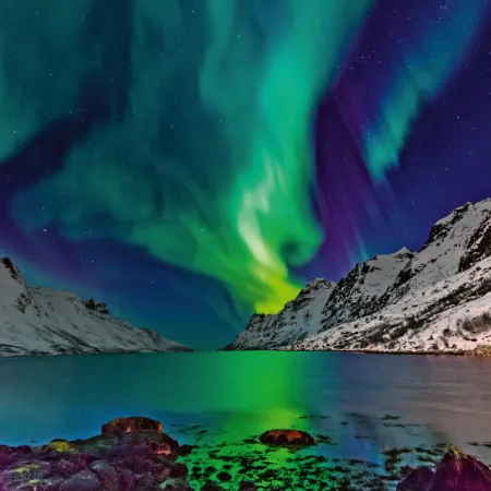 NOTIQUE Poznámkový kalendář Polární záře 2026, 30 x 30 cm