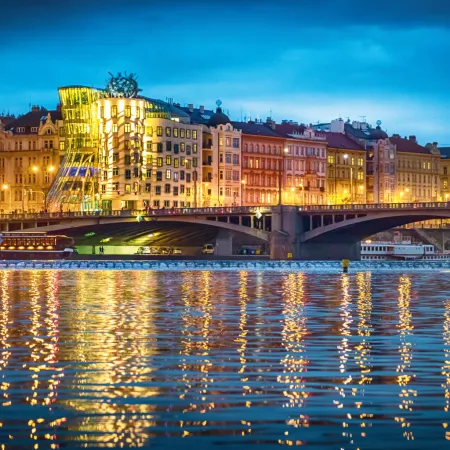 NOTIQUE Poznámkový kalendář Praha 2026, 30 x 30 cm