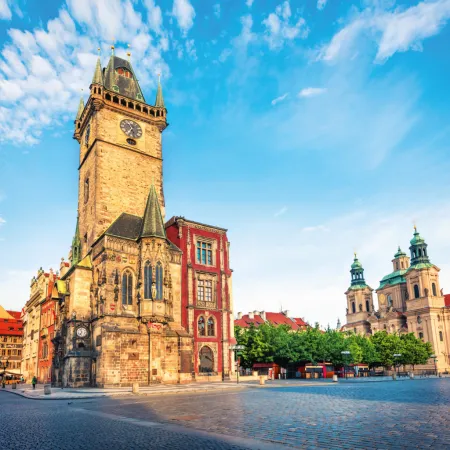 NOTIQUE Poznámkový kalendář Praha 2026, 30 x 30 cm